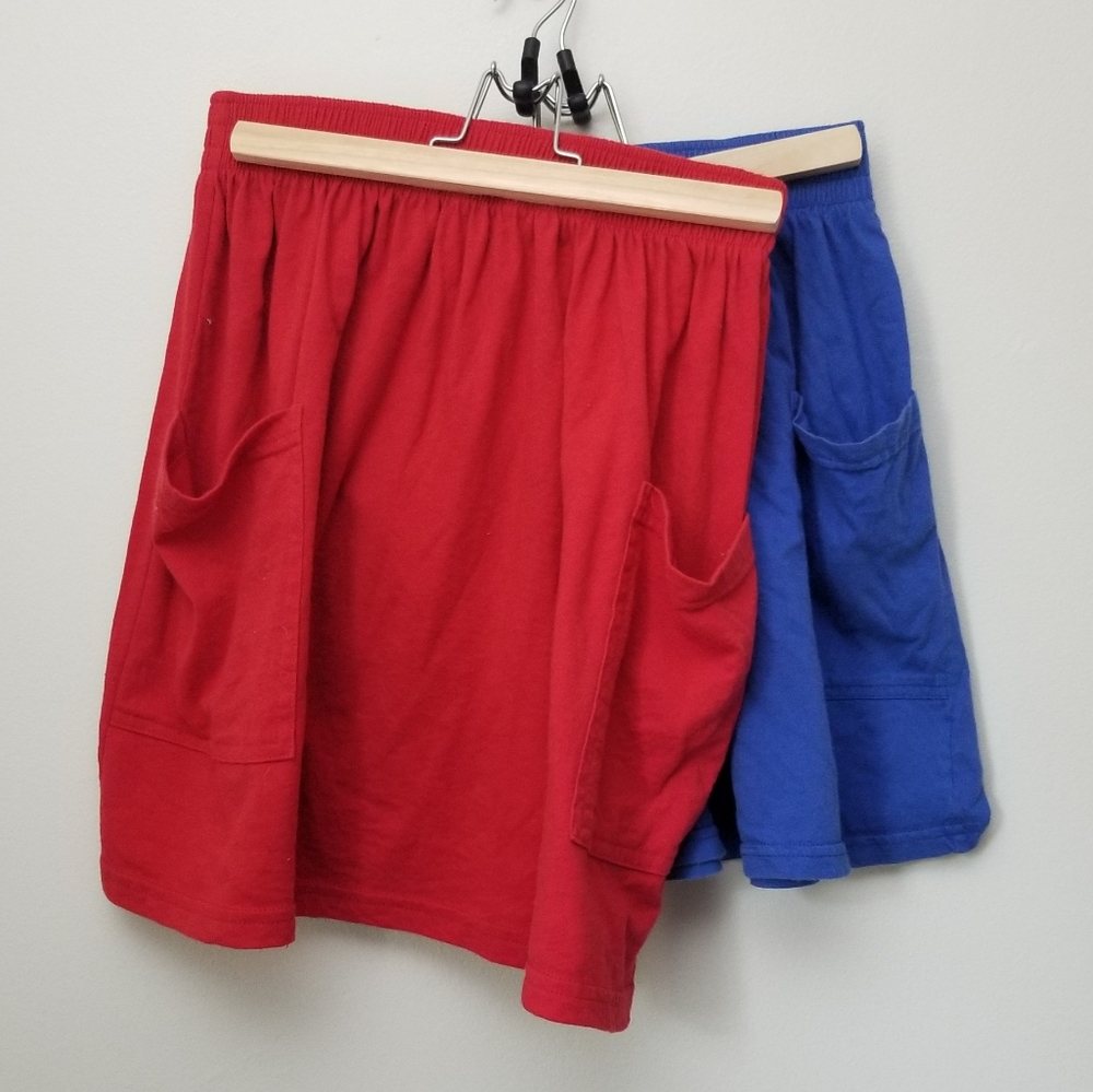 2 pocket skirts